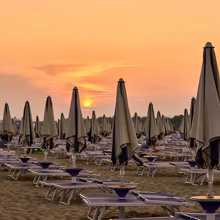 Sunny Escape With Private Garden Bibione